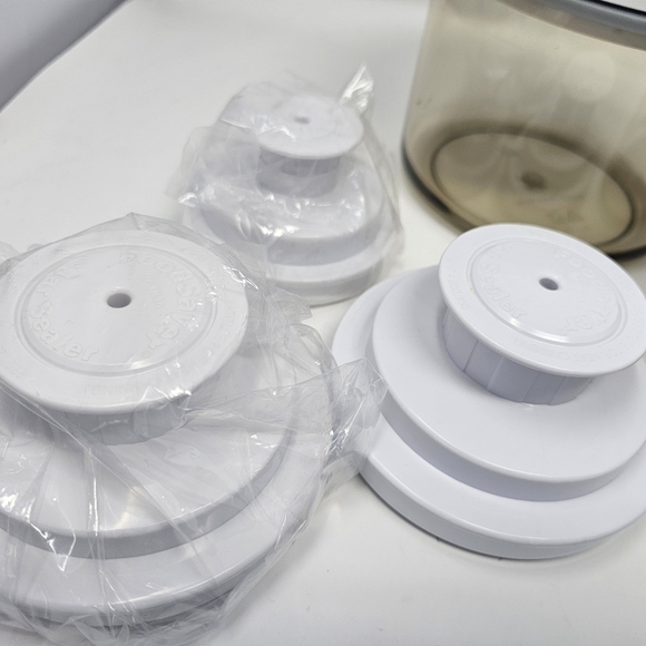 Food Storage Container Set with White Lids - Picture 9 of 15